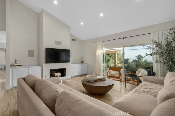 9853 Cinch Ring Lane, Rancho Cucamonga, California 91737