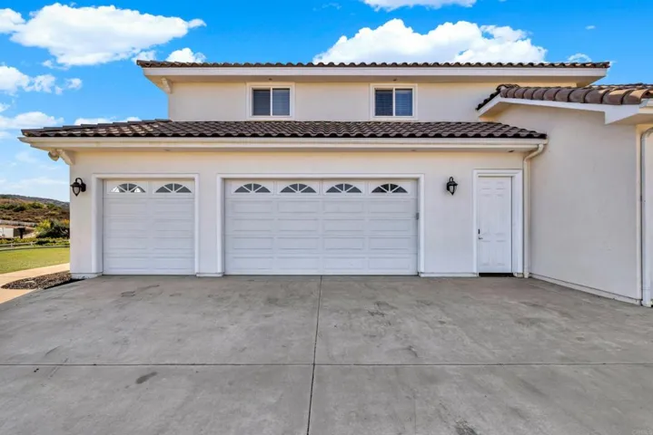 9728 Valley Ranch Road, El Cajon, California 92021