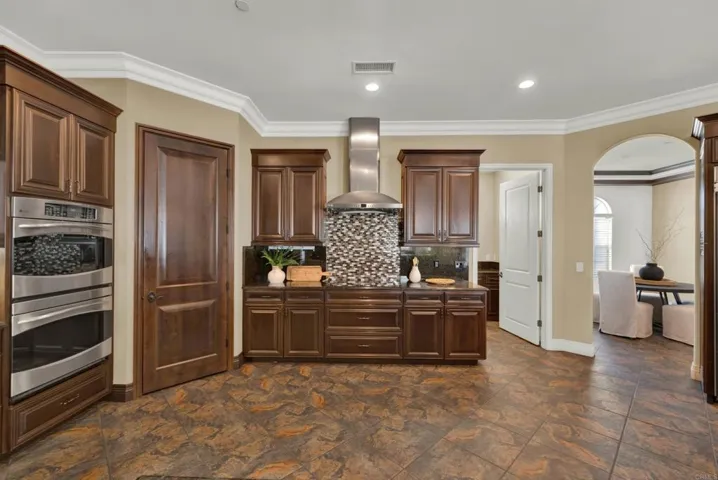 9728 Valley Ranch Road, El Cajon, California 92021