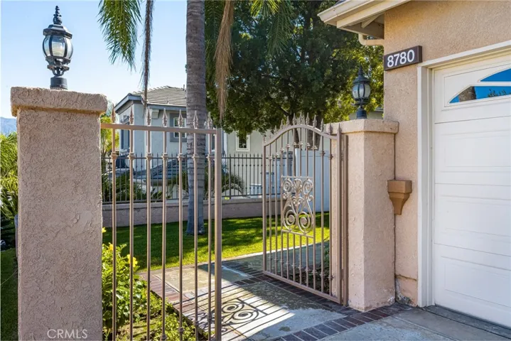 8780 E Banner Ridge Drive, Anaheim Hills, California 92808