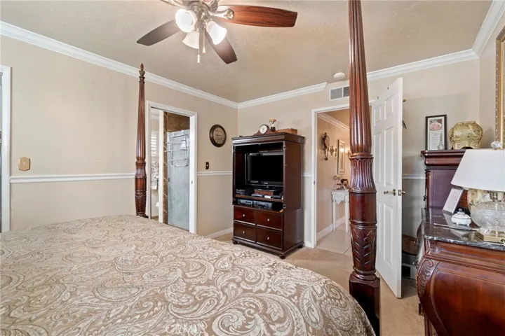4422 N Haslam Avenue, Fresno, California 93722