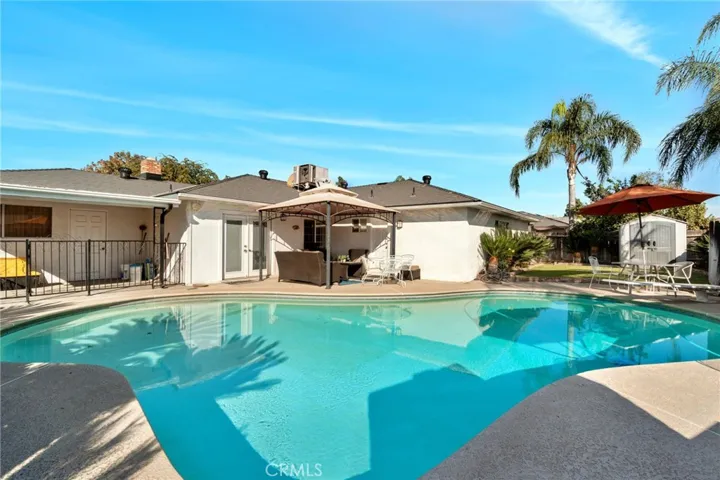 4422 N Haslam Avenue, Fresno, California 93722