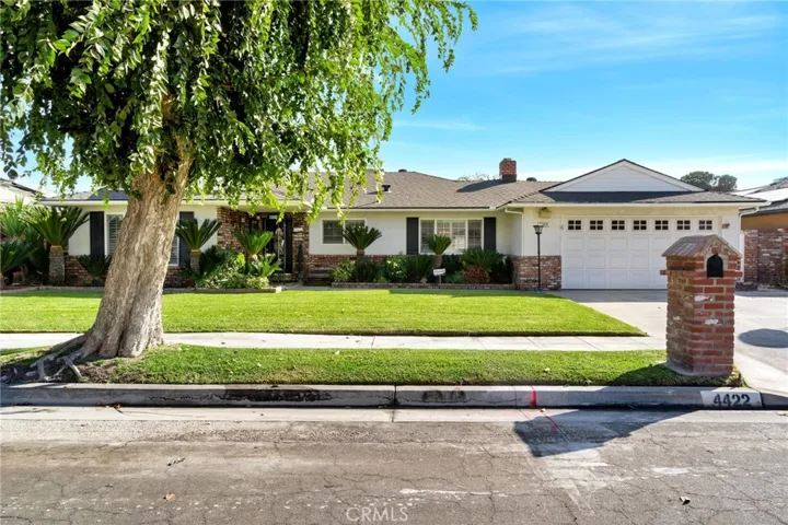 4422 N Haslam Avenue, Fresno, California 93722