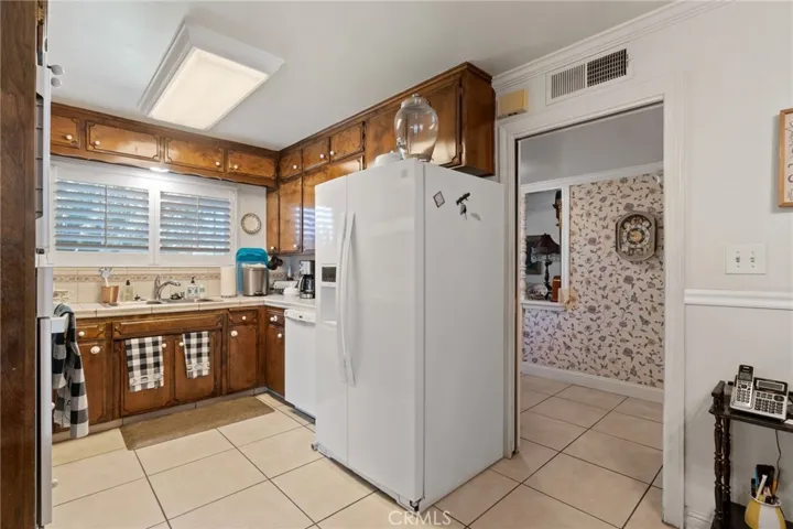 4422 N Haslam Avenue, Fresno, California 93722