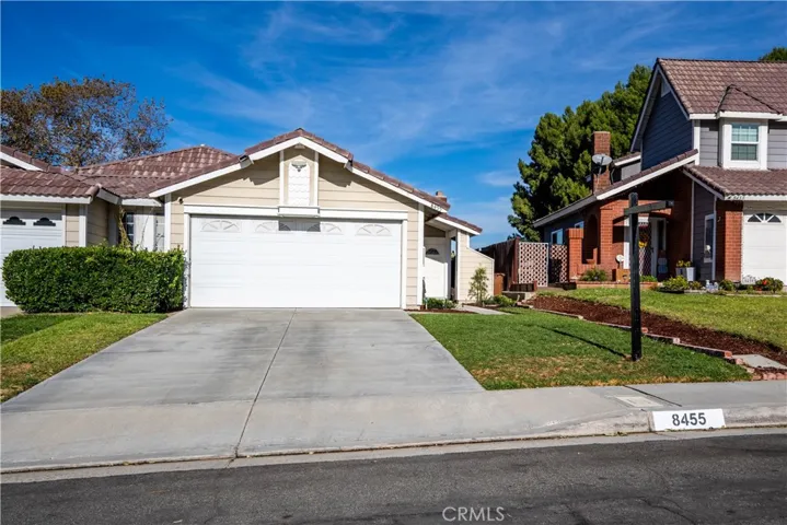 8455 E Amberwood Street, Anaheim Hills, California 92808