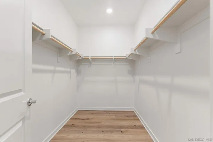 Walk-in Closet