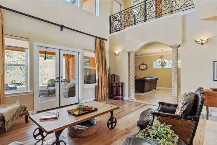 10460 Portal Road, Atascadero, California 93422