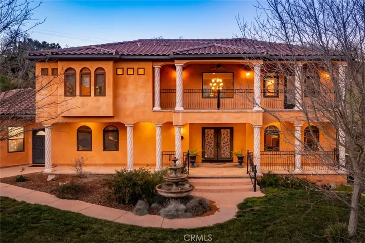 10460 Portal Road, Atascadero, California 93422
