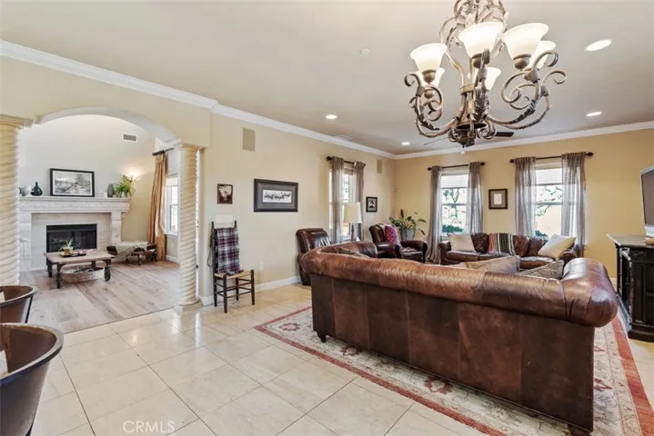 10460 Portal Road, Atascadero, California 93422