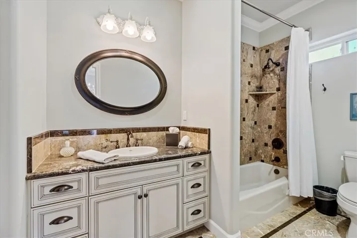 10460 Portal Road, Atascadero, California 93422