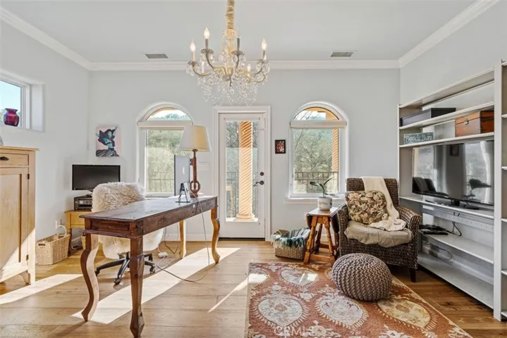 10460 Portal Road, Atascadero, California 93422