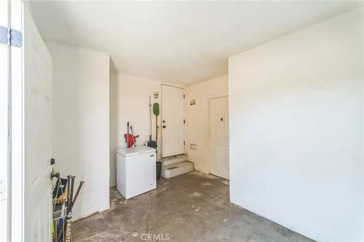 6082 Stearns Street, Riverside, California 92504