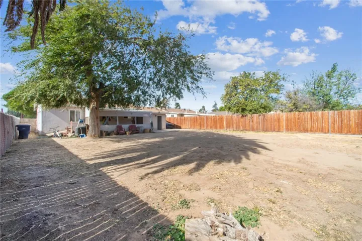 6082 Stearns Street, Riverside, California 92504