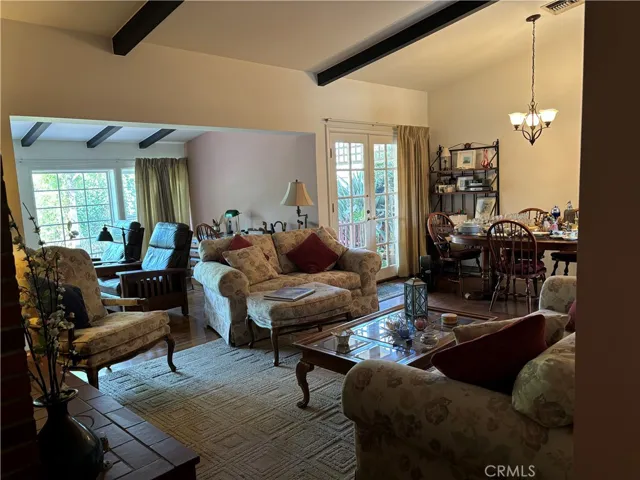 7351 Genesta Avenue, Lake Balboa, California 91406