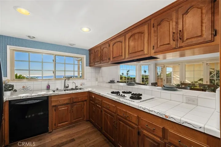 7284 Berry Hill Drive, Rancho Palos Verdes, California 90275