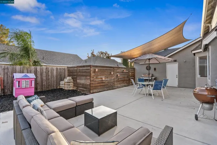 22 Korbel Ct, Oakley, California 94561