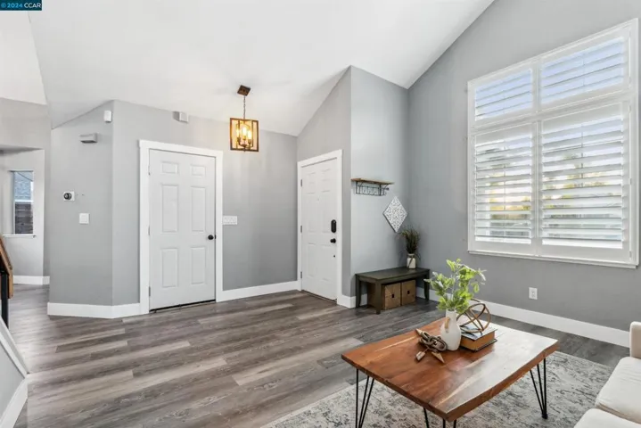22 Korbel Ct, Oakley, California 94561
