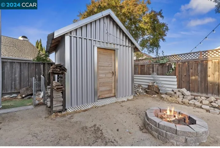 22 Korbel Ct, Oakley, California 94561