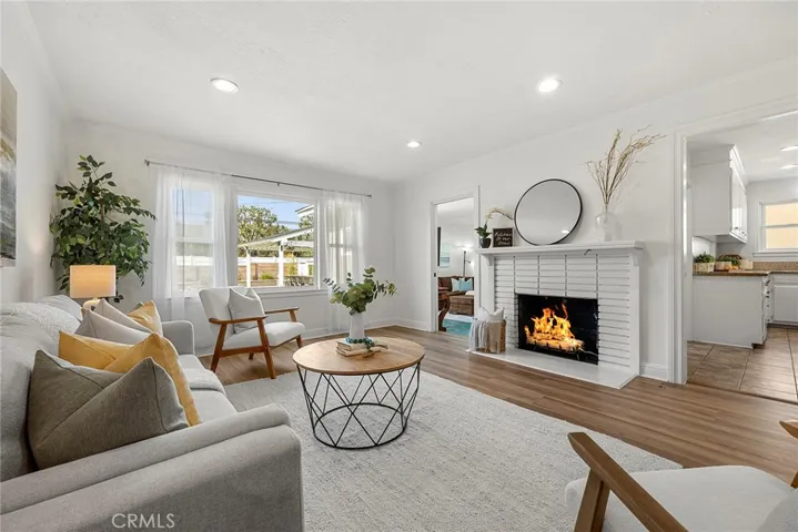 Welcome to 907 Chestnut Ave, Brea