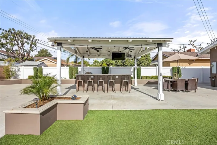Spacious Covered Patio