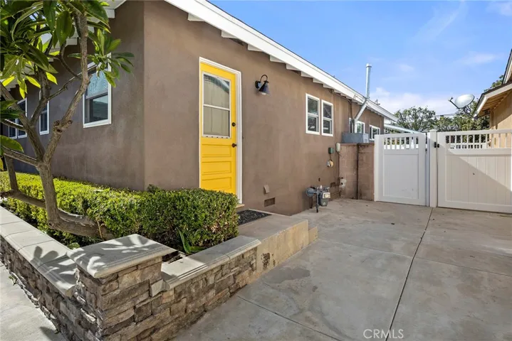 907 Chestnut Avenue, Brea, California 92821