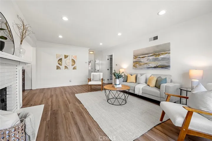 907 Chestnut Avenue, Brea, California 92821