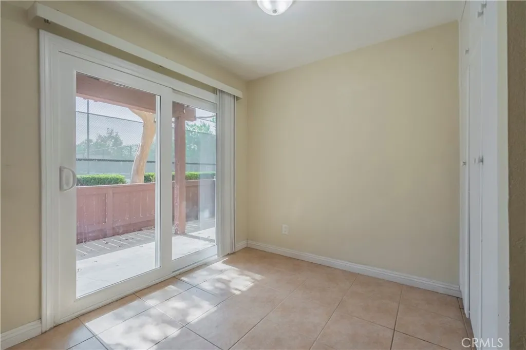 1040 W Macarthur Boulevard 35, Santa Ana, California 92707 home-pic-18