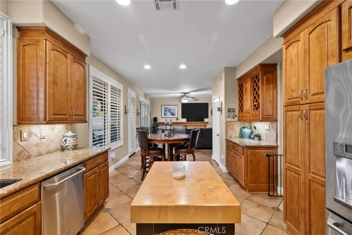 27711 Meraweather Place, Valencia, California 91354