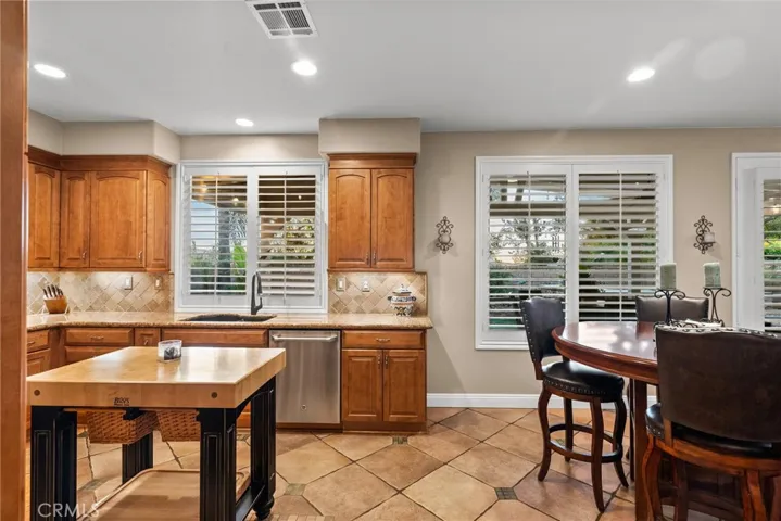 27711 Meraweather Place, Valencia, California 91354