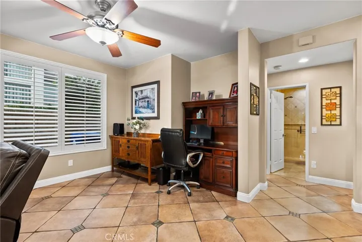 27711 Meraweather Place, Valencia, California 91354