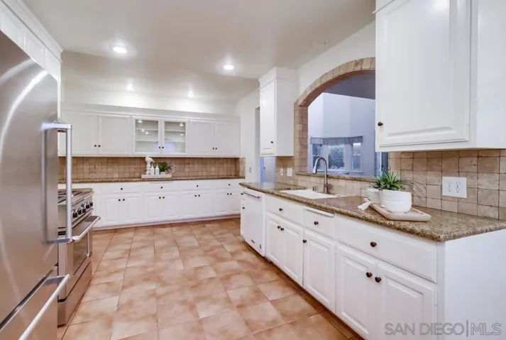 4348 Ampudia St, San Diego, California 92103