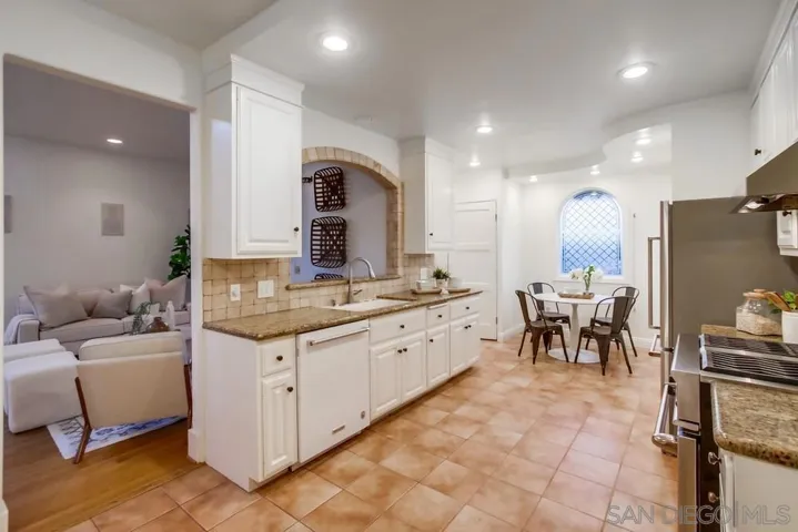 4348 Ampudia St, San Diego, California 92103