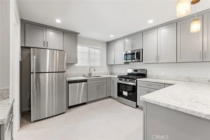 6433 Franrivers Avenue, West Hills, California 91307