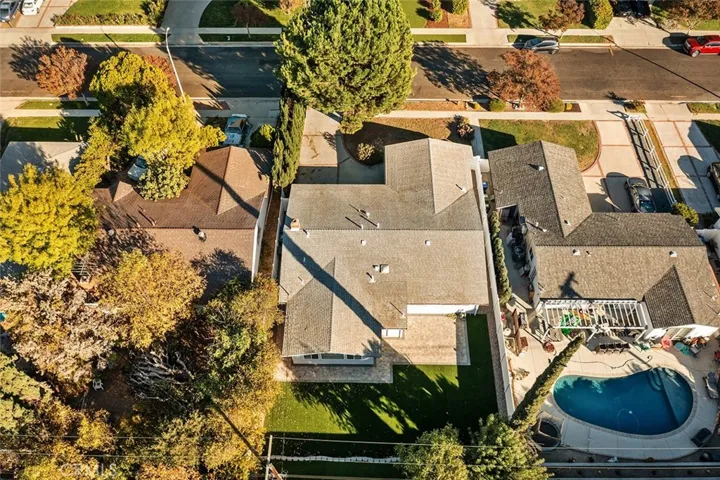 6433 Franrivers Avenue, West Hills, California 91307