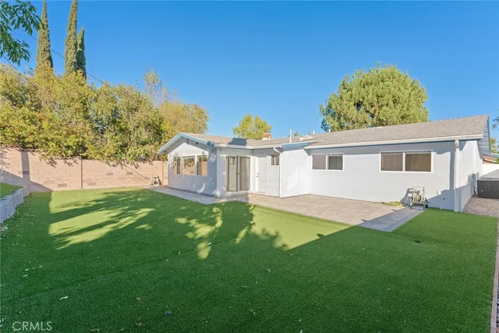 6433 Franrivers Avenue, West Hills, California 91307