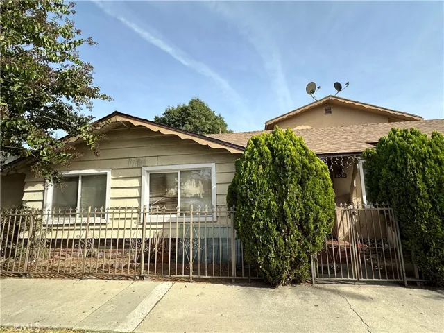 2807 Clarendon Avenue, Huntington Park, California 90255