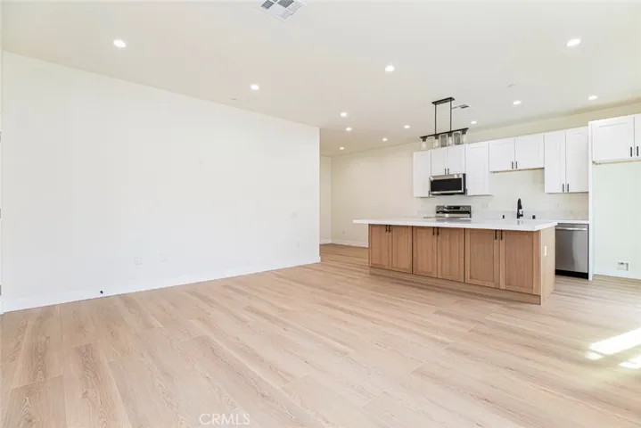 2031 N Frederic Street, Burbank, California 91504