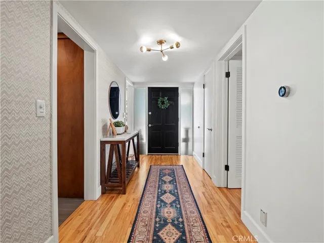 25105 Highspring Avenue, Newhall, California 91321