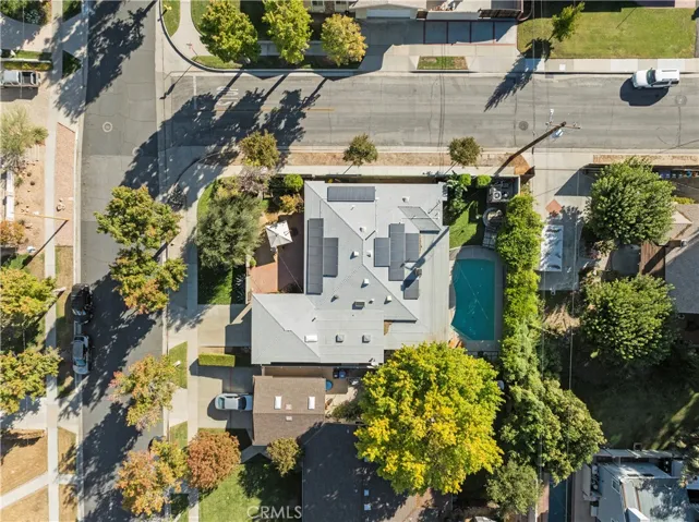 25105 Highspring Avenue, Newhall, California 91321