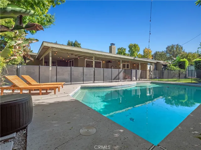 25105 Highspring Avenue, Newhall, California 91321