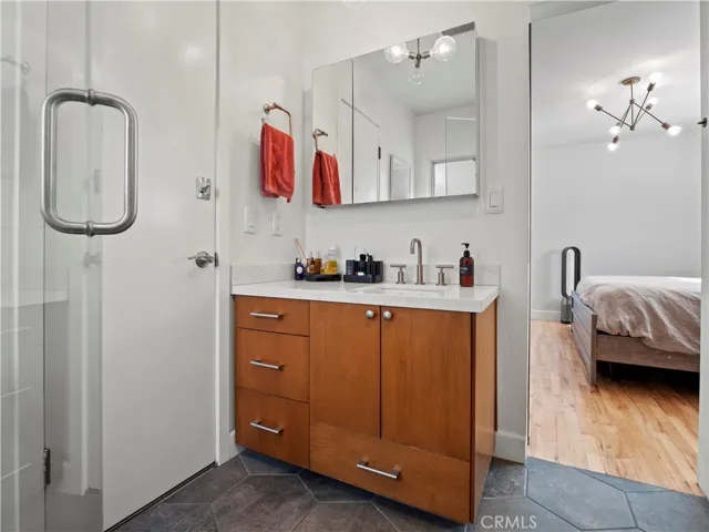 25105 Highspring Avenue, Newhall, California 91321