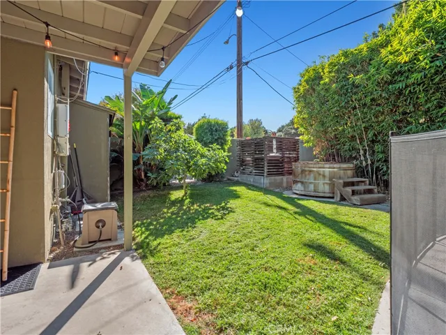 25105 Highspring Avenue, Newhall, California 91321