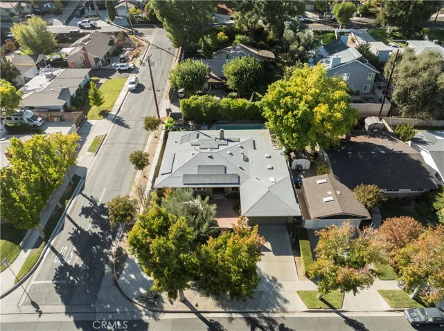 25105 Highspring Avenue, Newhall, California 91321