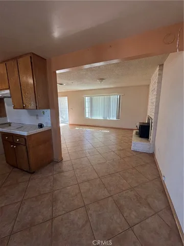 15282 Live Oak Street, Hesperia, California 92345