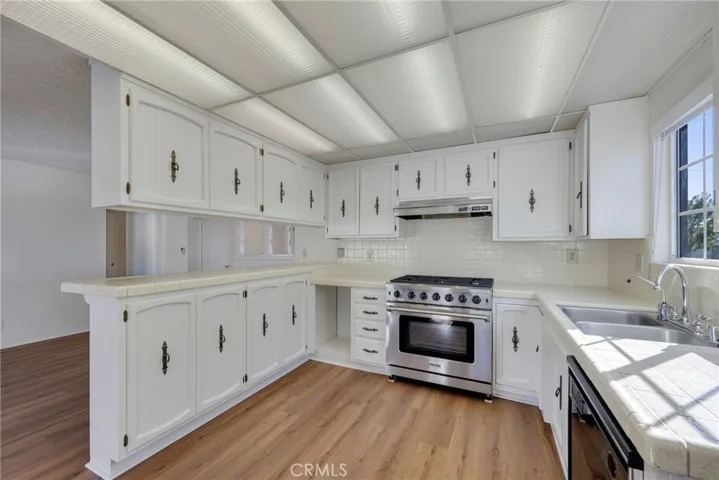 2803 E Jackson Avenue, Orange, California 92867