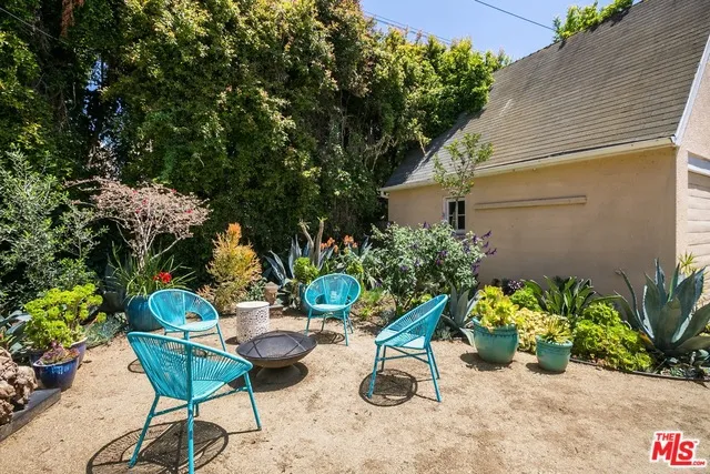 1342 Woodruff Avenue, Los Angeles, California 90024