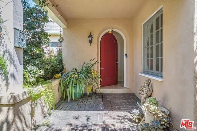 1342 Woodruff Avenue, Los Angeles, California 90024