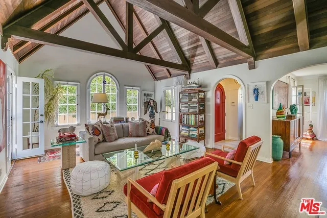 1342 Woodruff Avenue, Los Angeles, California 90024