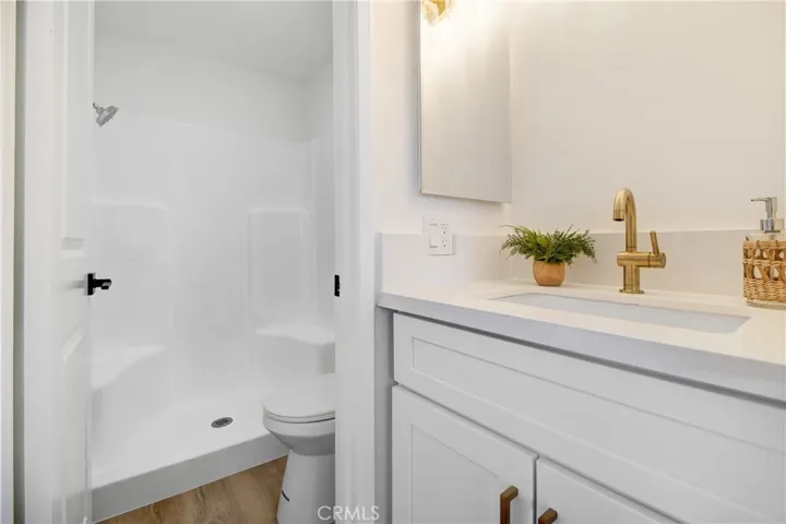 14456 Foothill Boulevard 13, Sylmar, California 91342