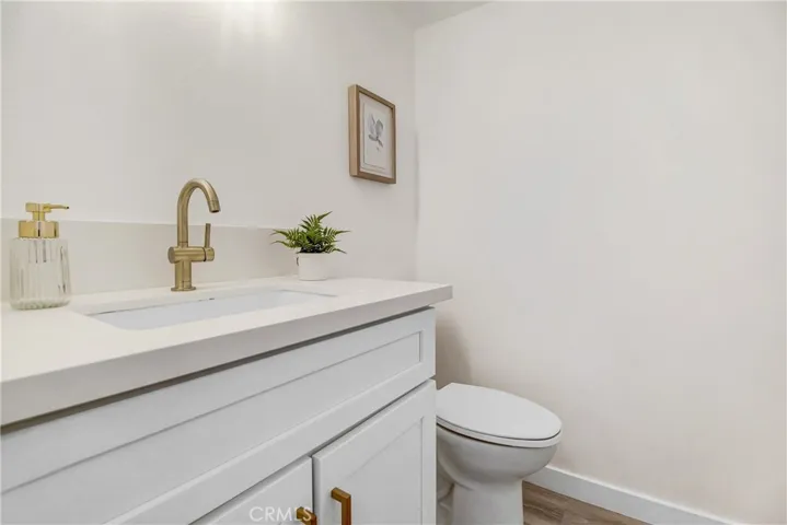 14456 Foothill Boulevard 13, Sylmar, California 91342